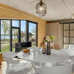 Awesome In With View *
