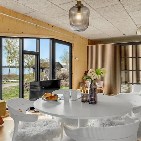 Awesome In With View *